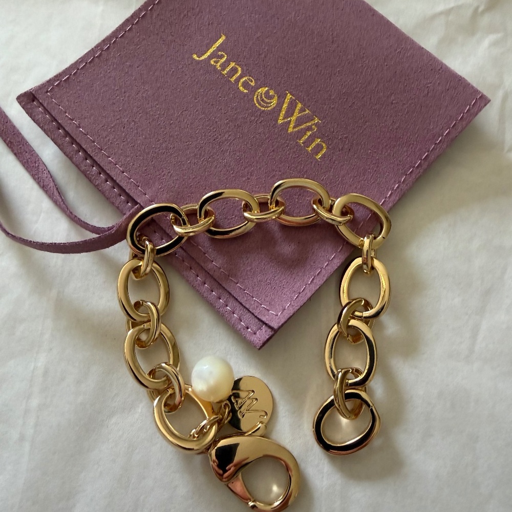 Jane Win Chunky gold link bracelet
